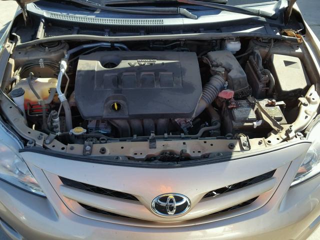 2T1BU4EE5CC826829 - 2012 TOYOTA COROLLA BA BEIGE photo 7