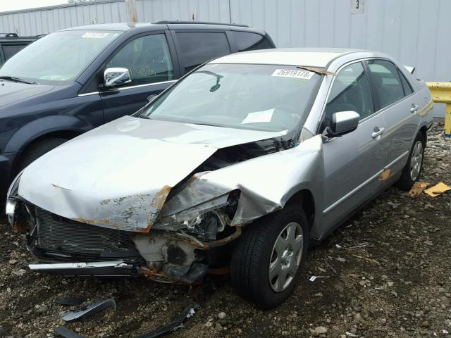 1HGCM56457A061715 - 2007 HONDA ACCORD LX SILVER photo 2