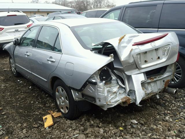 1HGCM56457A061715 - 2007 HONDA ACCORD LX SILVER photo 3