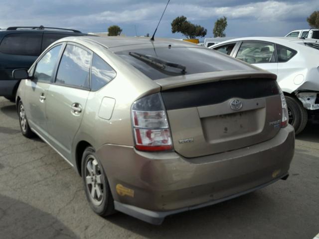 JTDKB20UX40007917 - 2004 TOYOTA PRIUS TAN photo 3