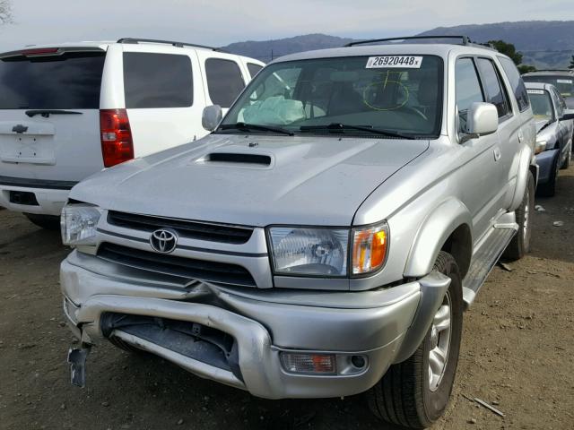 JT3GN86R010186827 - 2001 TOYOTA 4RUNNER SR SILVER photo 2