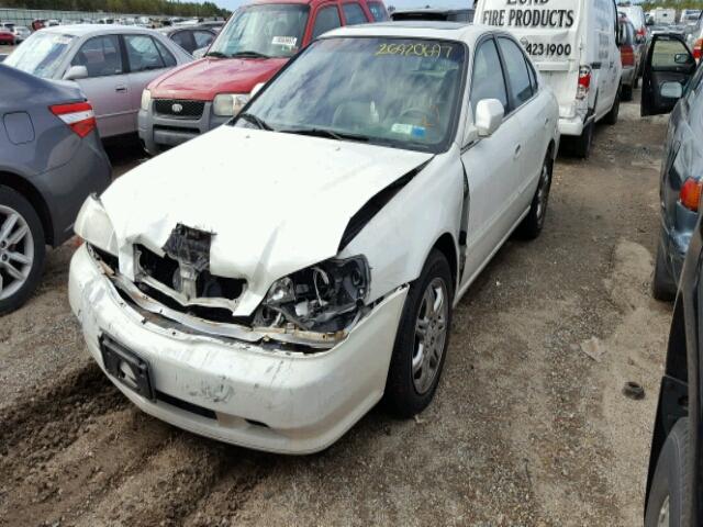 19UUA5650XA051504 - 1999 ACURA 3.2TL WHITE photo 2