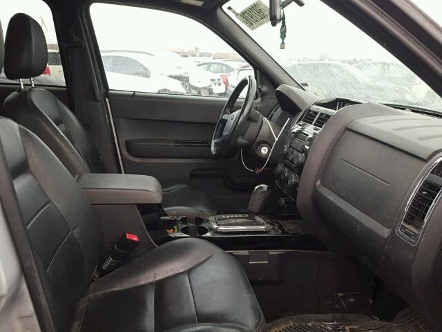 1FMCU94118KD55103 - 2008 FORD ESCAPE LIM SILVER photo 5