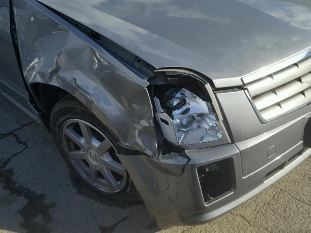 1GYDE63A840130862 - 2004 CADILLAC SRX GRAY photo 9