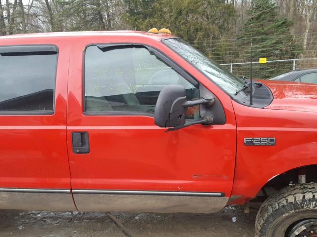 1FTNW21F6YEB44119 - 2000 FORD F250 SUPER RED photo 9