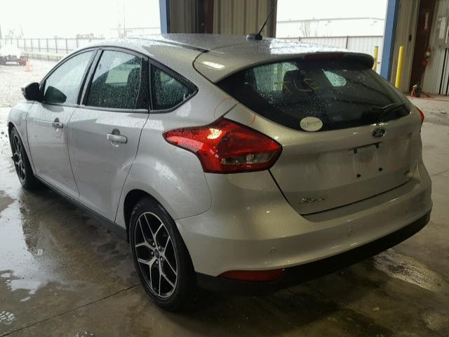 1FADP3M25HL253857 - 2017 FORD FOCUS SEL SILVER photo 3