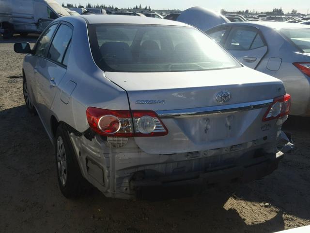 2T1BU4EE2BC632029 - 2011 TOYOTA COROLLA BA SILVER photo 3