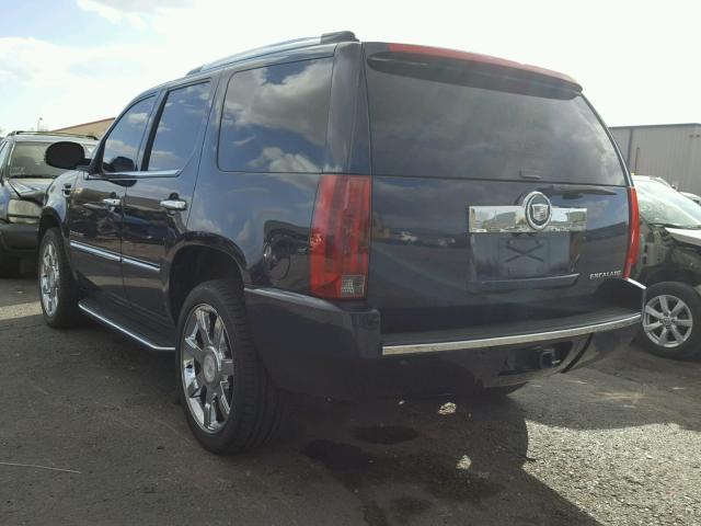 1GYFK63847R415802 - 2007 CADILLAC ESCALADE L BLUE photo 3