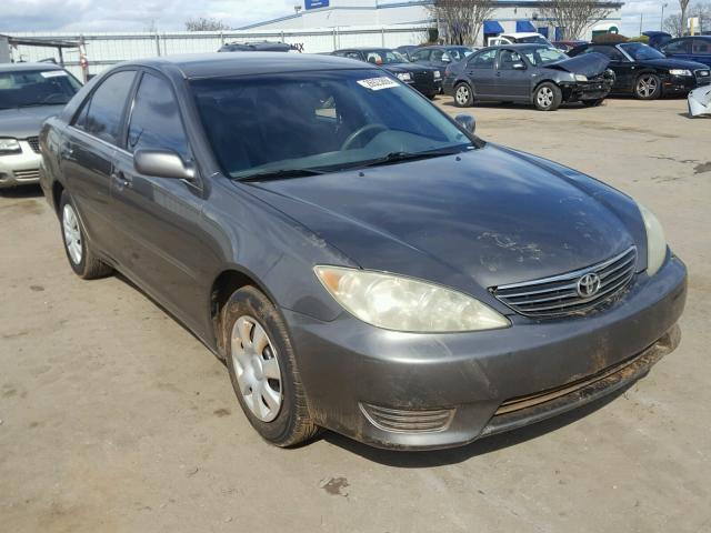 4T1BE32K35U501454 - 2005 TOYOTA CAMRY LE GRAY photo 1