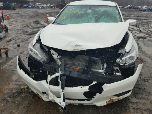 1N4AL3AP9HN347209 - 2017 NISSAN ALTIMA 2.5 WHITE photo 9