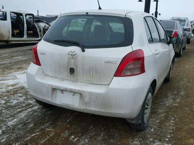 JTDKT923675055707 - 2007 TOYOTA YARIS WHITE photo 4