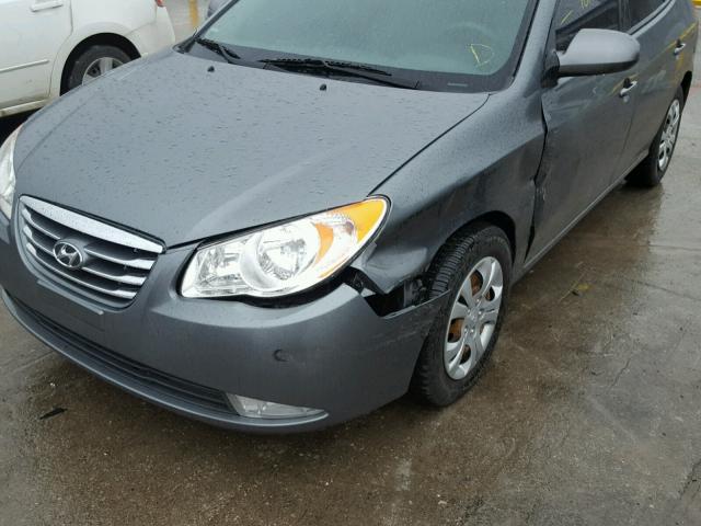 KMHDU4AD6AU069361 - 2010 HYUNDAI ELANTRA BL GRAY photo 9