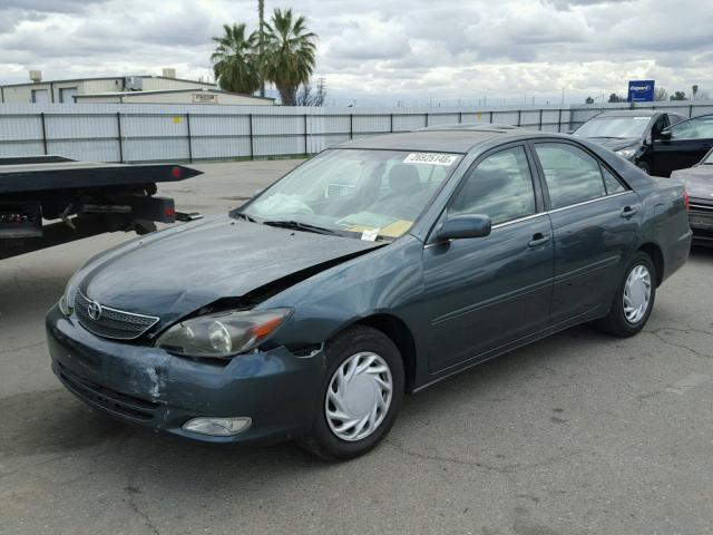 4T1BE32K03U710549 - 2003 TOYOTA CAMRY LE GREEN photo 2