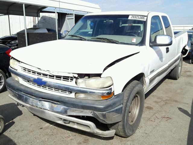 1GCEK19T6YE284445 - 2000 CHEVROLET SILVERADO WHITE photo 2