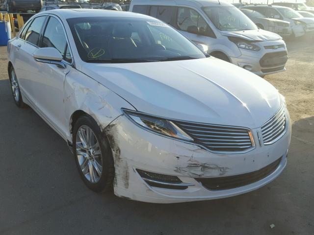 3LN6L2GK4GR630730 - 2016 LINCOLN MKZ WHITE photo 1