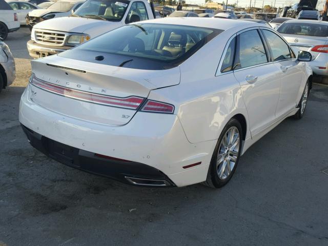 3LN6L2GK4GR630730 - 2016 LINCOLN MKZ WHITE photo 4