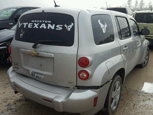 3GNCA13DX8S673940 - 2008 CHEVROLET HHR LS SILVER photo 4