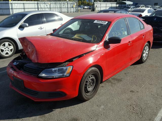 3VW2K7AJ5EM214499 - 2014 VOLKSWAGEN JETTA BASE 红色 照片 2