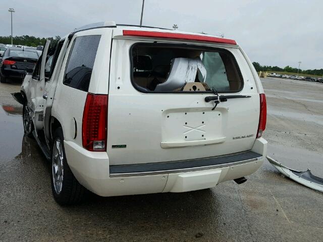 1GYUKBEF1AR223563 - 2010 CADILLAC ESCALADE L WHITE photo 3