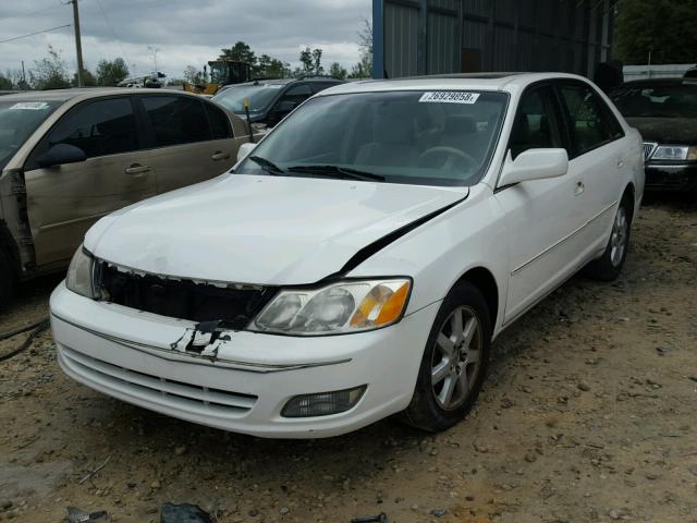 4T1BF28B51U149440 - 2001 TOYOTA AVALON XL WHITE photo 2