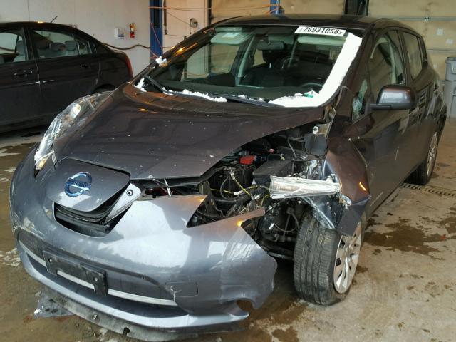 1N4AZ0CP1DC414479 - 2013 NISSAN LEAF S GRAY photo 2