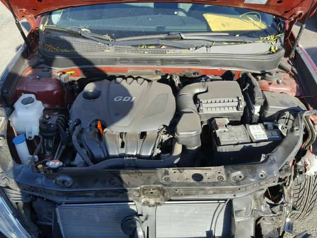 5NPEB4AC2EH939418 - 2014 HYUNDAI SONATA GLS RED photo 7