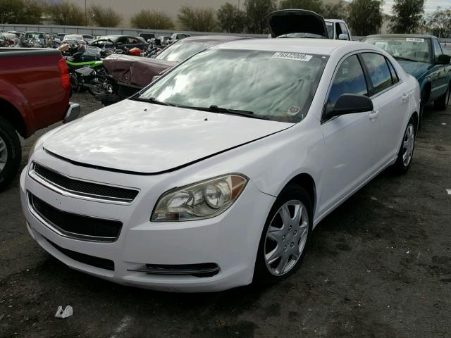 1G1ZA5E00AF194997 - 2010 CHEVROLET MALIBU LS თეთრი ფოტო 2