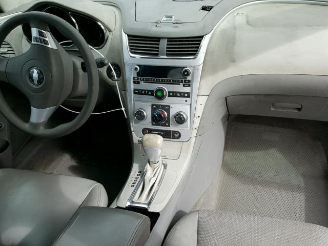 1G1ZA5E00AF194997 - 2010 CHEVROLET MALIBU LS თეთრი ფოტო 9