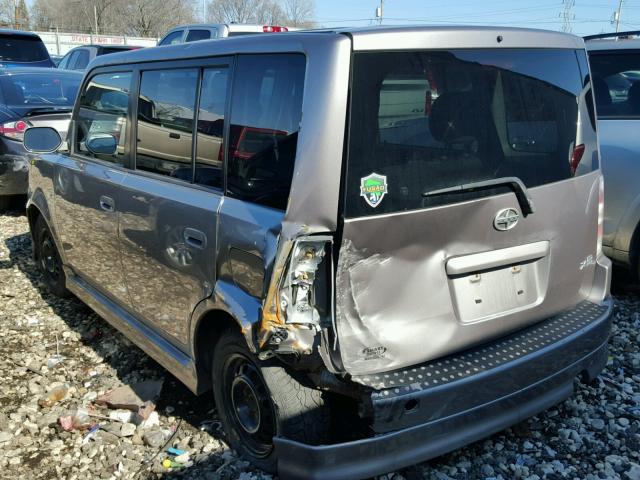 JTLKT324X64031523 - 2006 TOYOTA SCION XB SILVER photo 3