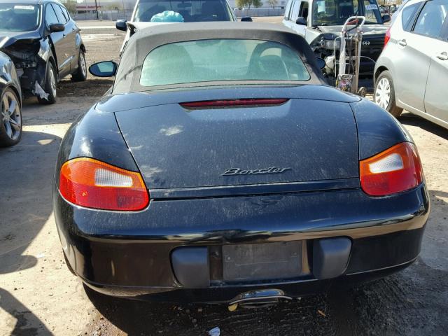 WP0CA2987YU624929 - 2000 PORSCHE BOXSTER BLACK photo 6