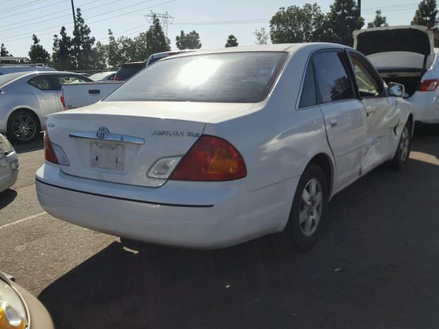 4T1BF28B7YU085413 - 2000 TOYOTA AVALON XL WHITE photo 4