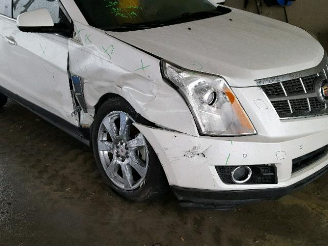 3GYFNBEY8BS554916 - 2011 CADILLAC SRX PERFOR WHITE photo 9