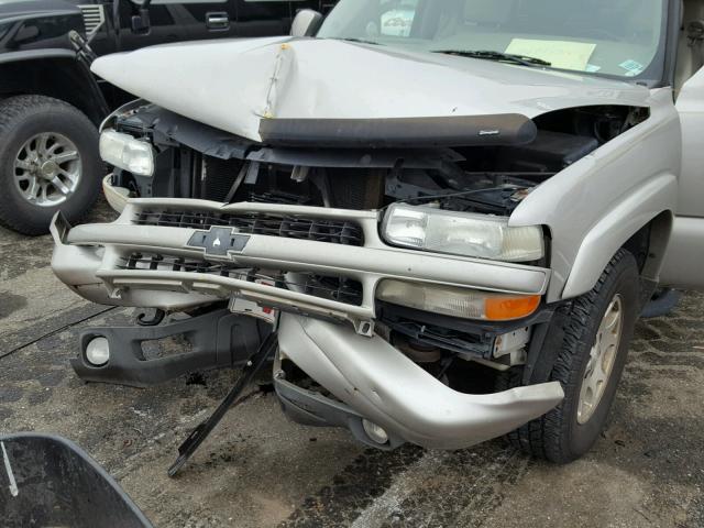 3GNFK16Z75G261037 - 2005 CHEVROLET SUBURBAN K TAN photo 9