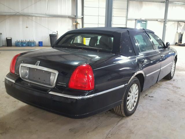 1LNHM82W13Y685229 - 2003 LINCOLN TOWN CAR S BLACK photo 4