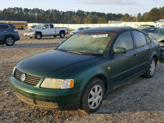 WVWMD63B5XE506748 - 1999 VOLKSWAGEN PASSAT GLS GREEN photo 2