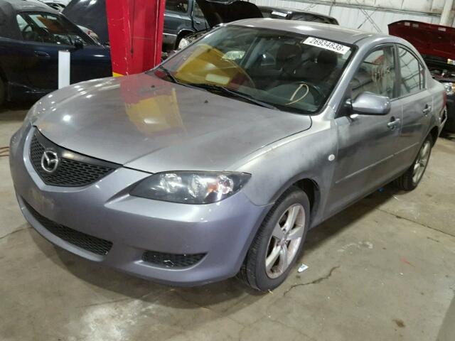 JM1BK12F661500936 - 2006 MAZDA 3 I GRAY photo 2