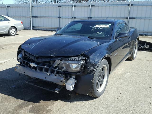 2G1FA1E34D9147023 - 2013 CHEVROLET CAMARO LS BLACK photo 2