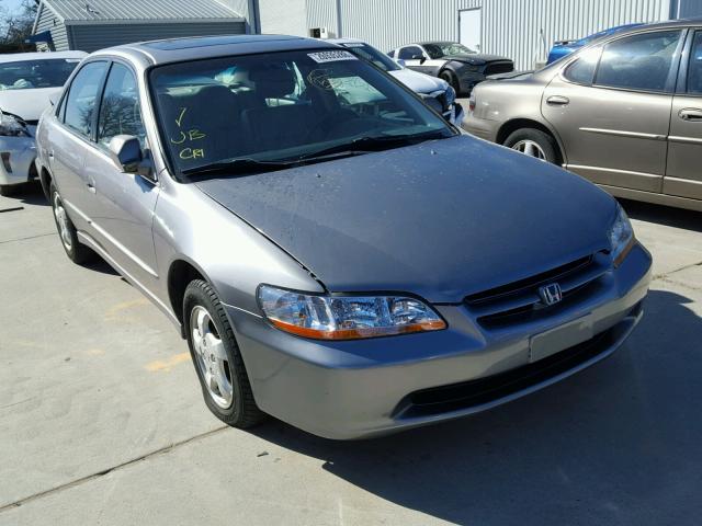 JHMCG6601YC034685 - 2000 HONDA ACCORD EX SILVER photo 1