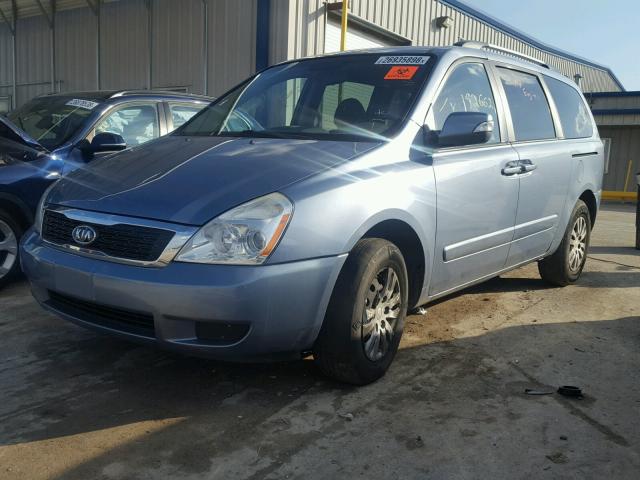 KNDMG4C77C6477622 - 2012 KIA SEDONA LX BLUE photo 2