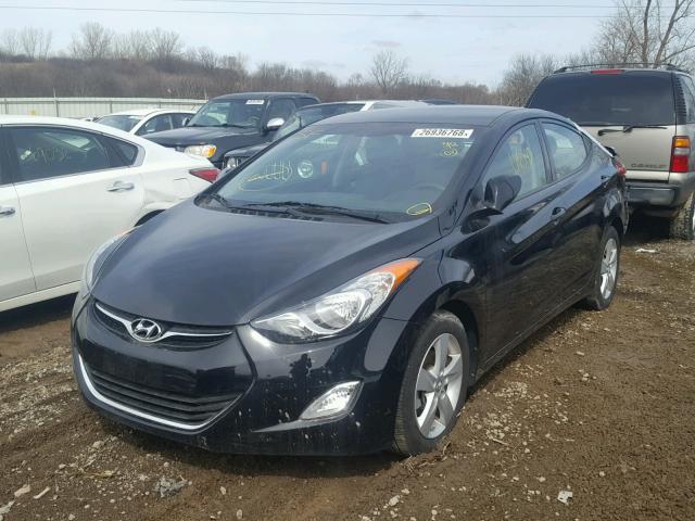 5NPDH4AE5DH369098 - 2013 HYUNDAI ELANTRA GL BLACK photo 2