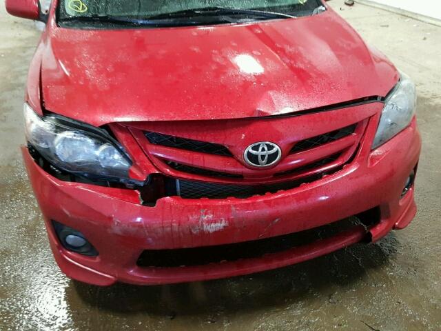 2T1BU4EE0DC935877 - 2013 TOYOTA COROLLA BA RED photo 9