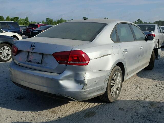 1VWAP7A38EC002602 - 2014 VOLKSWAGEN PASSAT S SILVER photo 4