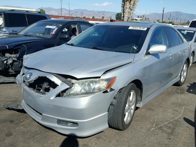 4T1BK46K88U061695 - 2008 TOYOTA CAMRY LE SILVER photo 2