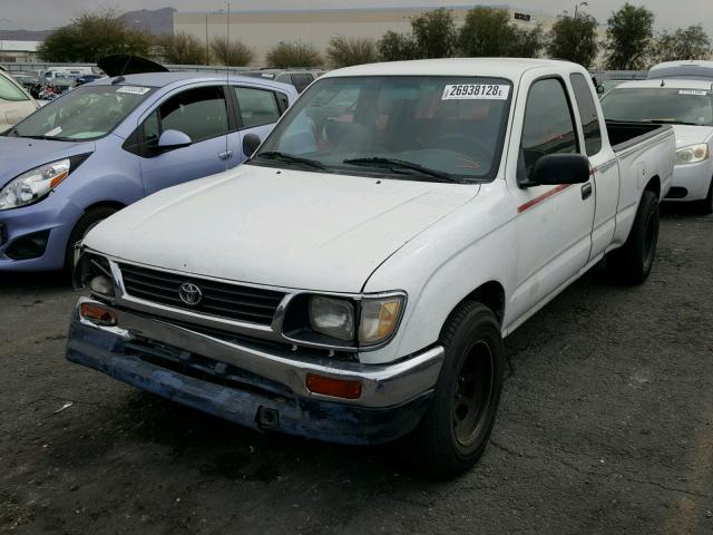 4TAVL52N6TZ204879 - 1996 TOYOTA TACOMA XTR WHITE photo 2