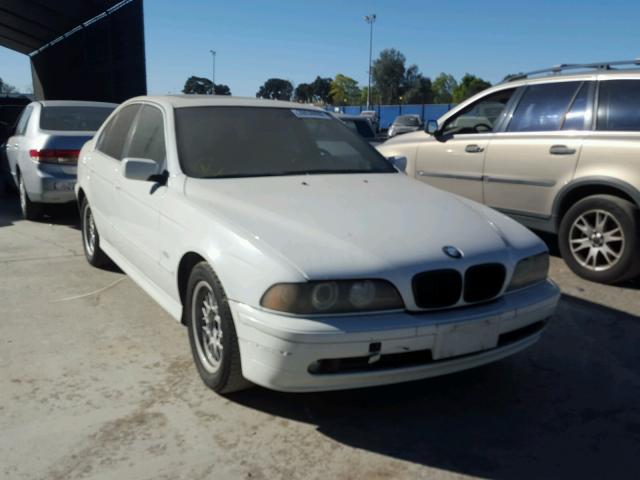 WBADT43492GY40316 - 2002 BMW 525 I AUTO WHITE photo 1