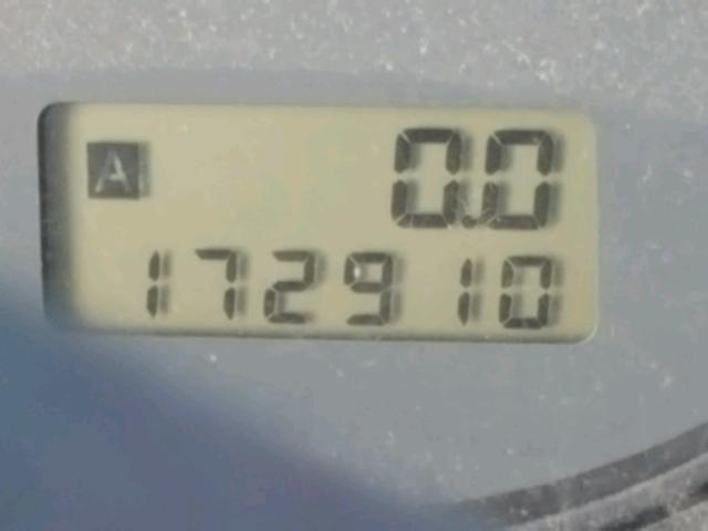 JF1SF65611G724155 - 2001 SUBARU FORESTER S 银色 照片 8