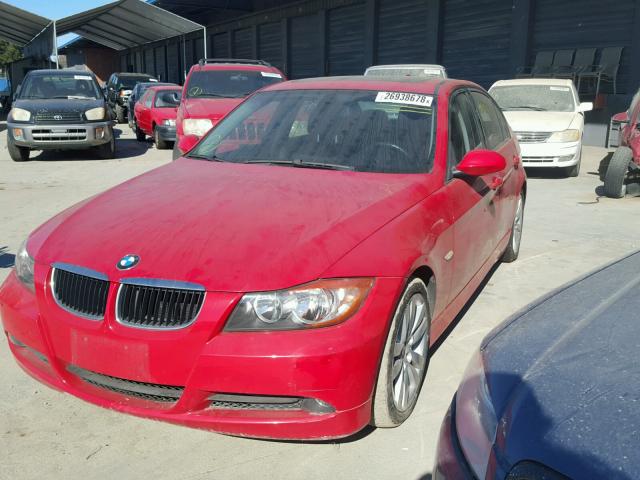 WBAVB13516PT22592 - 2006 BMW 325 I RED photo 2