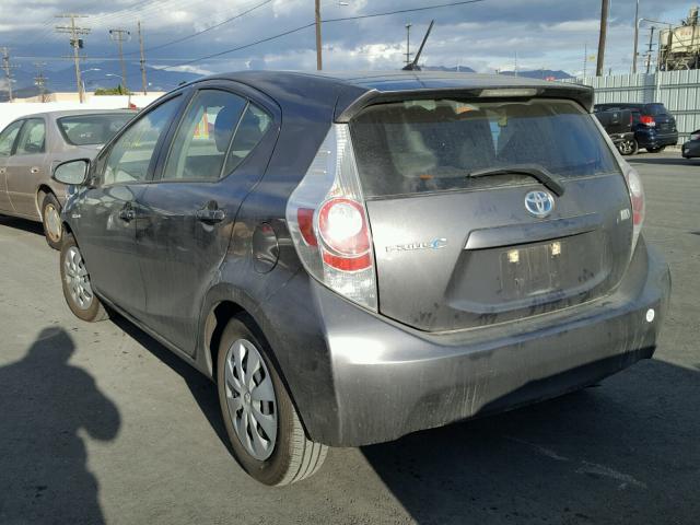 JTDKDTB35D1553653 - 2013 TOYOTA PRIUS C GRAY photo 3