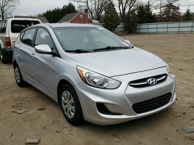 KMHCT5AE6GU283272 - 2016 HYUNDAI ACCENT SE SILVER photo 1