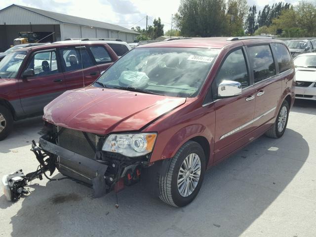 2C4RC1GG3ER280307 - 2014 CHRYSLER TOWN & COU MAROON photo 2